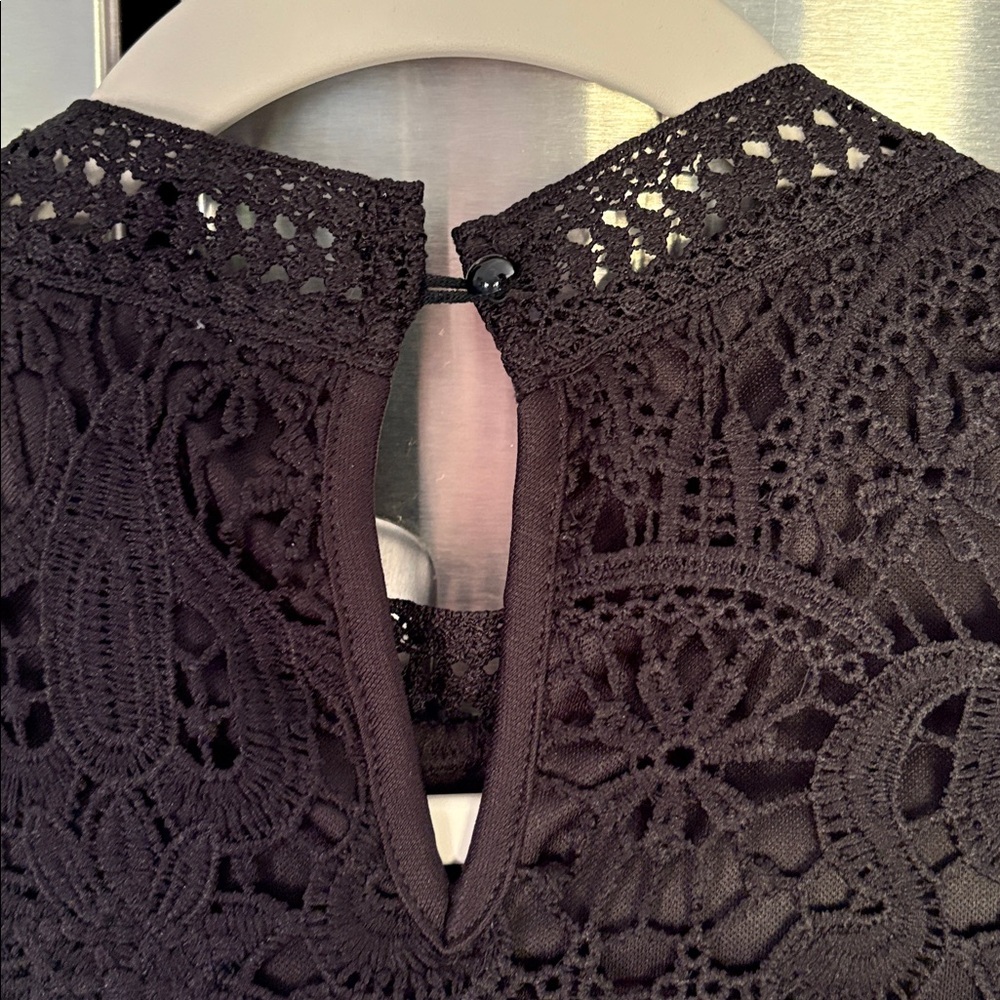 NWOTS!! Ultra Pink Women’s Black Lace Blouse. - Picture 7 of 7